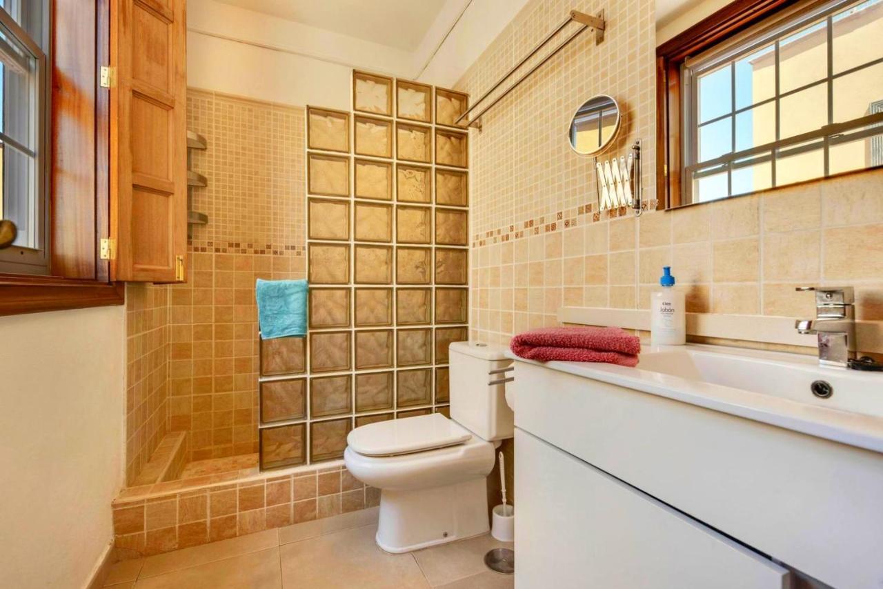 Remarkable 2-Bed House In Arona Arona  Extérieur photo