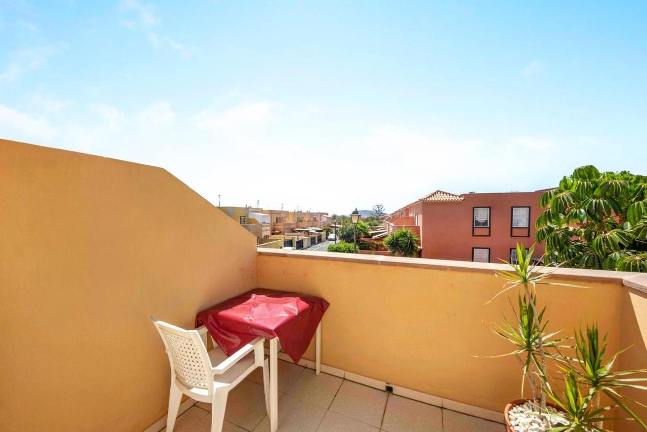 Remarkable 2-Bed House In Arona Arona  Extérieur photo
